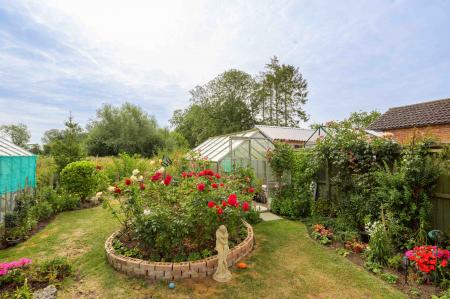 3 bedroom Semi-detached bungalow for sale in Sandy Lane, Great Steeping, PE23
