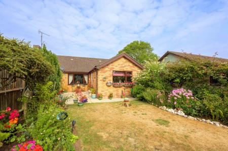 3 bedroom Semi-detached bungalow for sale in Sandy Lane, Great Steeping, PE23