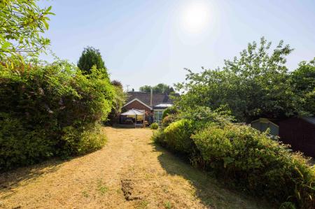 3 bedroom Detached bungalow for sale in Church Lane, Hagworthingham, PE23