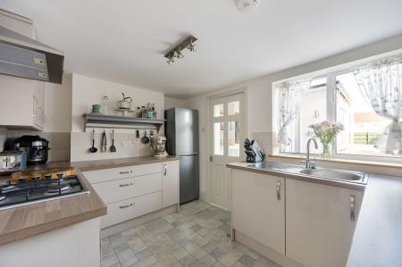 2 bedroom Terraced House for sale in Christopher Road, Alford, LN13