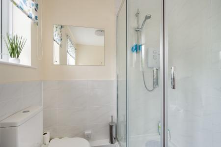 2 bedroom Detached bungalow for sale in Church Lane, Minting, LN9