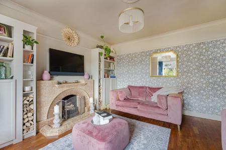 4 bedroom Detached house for sale in Boston Road, Horncastle, LN9