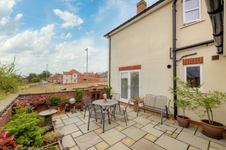 4 bedroom Detached house for sale in Osborne Way, Horncastle, LN9
