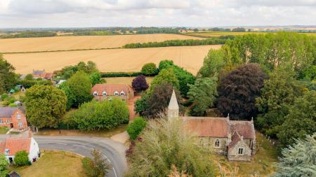 5 bedroom Detached house for sale in Thimbleby, Horncastle, LN9