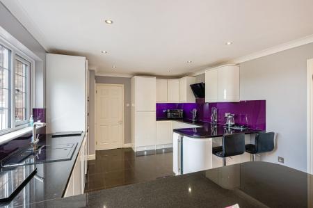 5 bedroom Detached house for sale in Thimbleby, Horncastle, LN9