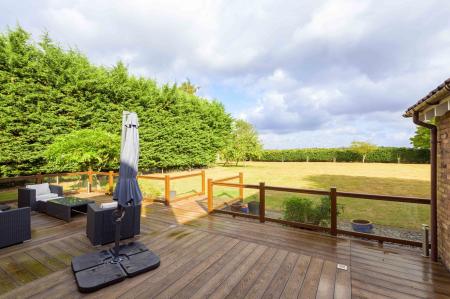 5 bedroom Detached house for sale in Thimbleby, Horncastle, LN9