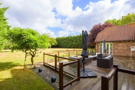 5 bedroom Detached house for sale in Thimbleby, Horncastle, LN9
