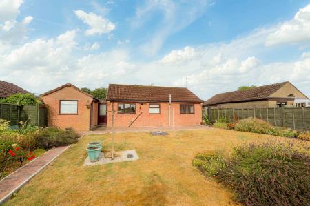 2 bedroom Detached bungalow for sale in Mark Avenue, Horncastle, LN9