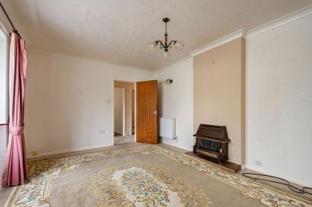 2 bedroom Detached bungalow for sale in Mark Avenue, Horncastle, LN9