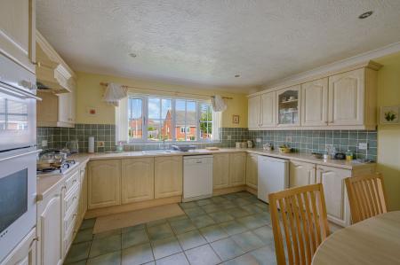 3 bedroom Detached bungalow for sale in Lansdown Way, Woodhall Spa, LN10