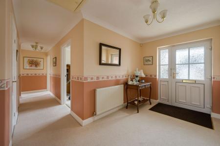 3 bedroom Detached bungalow for sale in Lansdown Way, Woodhall Spa, LN10