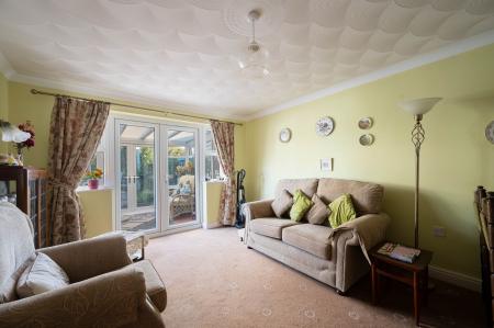 2 bedroom Semi-detached bungalow for sale in Ashby Meadows, Spilsby, PE23