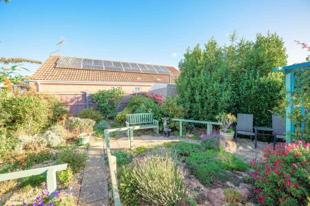 2 bedroom Semi-detached bungalow for sale in Ashby Meadows, Spilsby, PE23