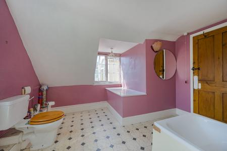 3 bedroom End of terrace house for sale in Halton Road, Spilsby, PE23