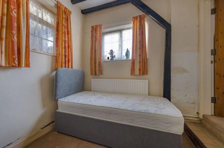 3 bedroom End of terrace house for sale in Halton Road, Spilsby, PE23