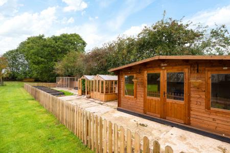 4 bedroom Detached house for sale in Chapel Lane, Toynton St. Peter, PE23