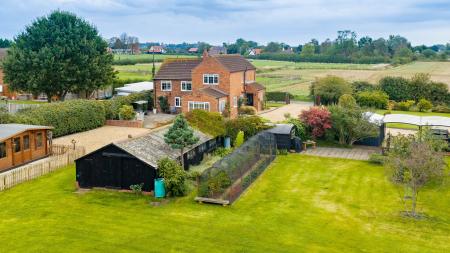 4 bedroom Detached house for sale in Chapel Lane, Toynton St. Peter, PE23