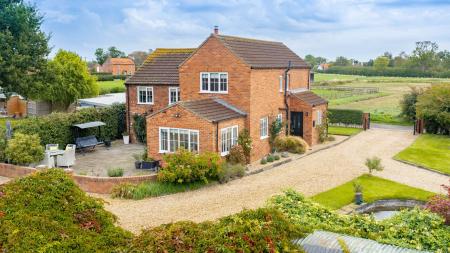 4 bedroom Detached house for sale in Chapel Lane, Toynton St. Peter, PE23