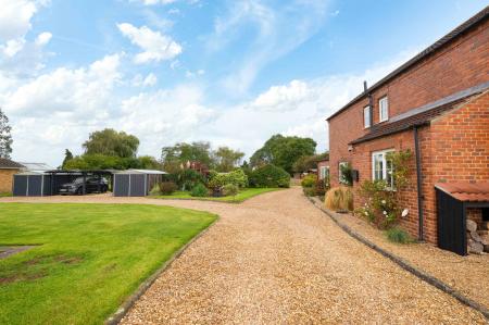 4 bedroom Detached house for sale in Chapel Lane, Toynton St. Peter, PE23