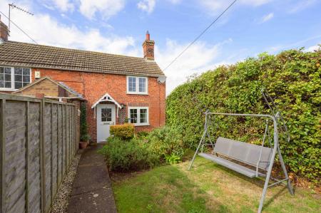 2 bedroom Terraced House for sale in 18 Station Road, Halton Holegate, PE23