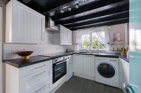 2 bedroom Terraced House for sale in 18 Station Road, Halton Holegate, PE23
