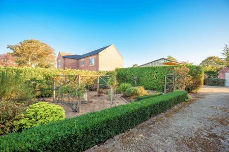 3 bedroom Detached house for sale in Langrick Road, New York, LN4