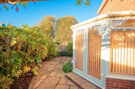 3 bedroom Detached house for sale in Langrick Road, New York, LN4