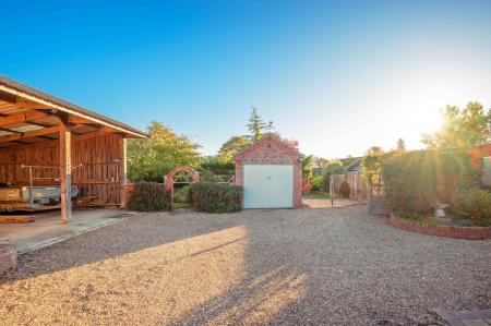 3 bedroom Detached house for sale in Langrick Road, New York, LN4