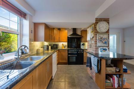 3 bedroom Detached house for sale in Langrick Road, New York, LN4