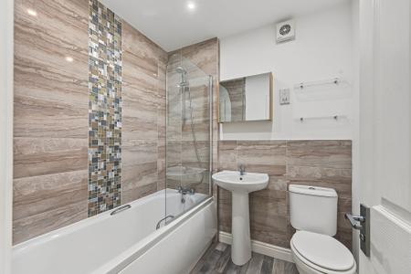 3 bedroom End of terrace house for sale in Spilsby Meadows, Spilsby, PE23