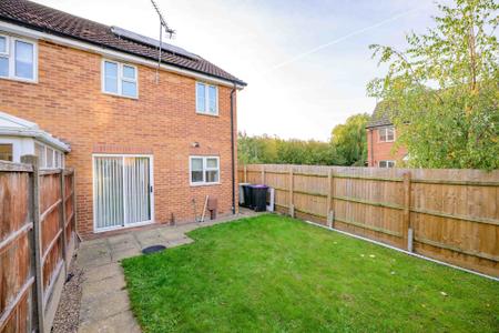 3 bedroom Semi-detached house for sale in Franklin Way, Spilsby, PE23