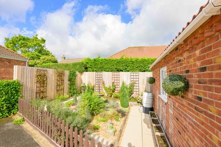 3 bedroom Detached bungalow for sale in Lunn Close, Horncastle, LN9