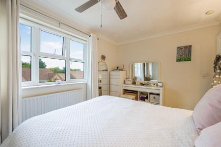 3 bedroom Detached bungalow for sale in Baggaley Drive, Horncastle, LN9