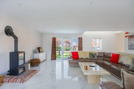 4 bedroom Detached house for sale in Hill Top Close, Toynton All Saints, PE23