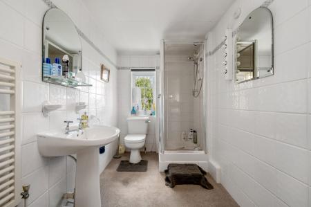 3 bedroom Cottage for sale in Austin Street, Stamford