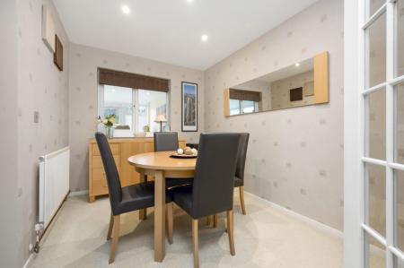 3 bedroom Semi-detached house for sale in Avocet Close, Essendine