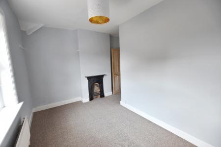 3 bedroom End of terrace house for sale in Bentley Street, Stamford, PE9