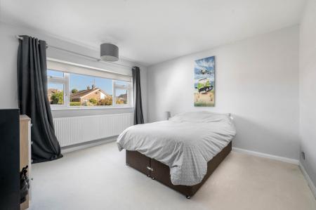3 bedroom Bungalow for sale in Cambridge Road, Stamford, PE9