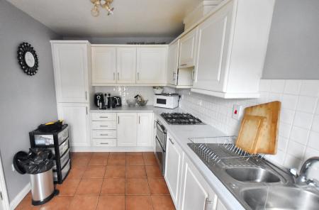 3 bedroom Terraced House for sale in Christ Church Close, Stamford, PE9