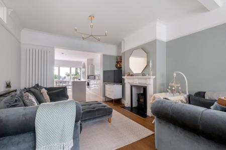 3 bedroom Semi-detached house for sale in Conduit Road, Stamford