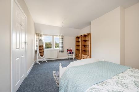 3 bedroom Semi-detached house for sale in Elton Road, Wansford