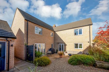 4 bedroom Detached house for sale in Goody Rudkin Close, Stamford