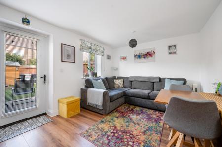 2 bedroom Terraced House for sale in Groves Crescent, Stamford