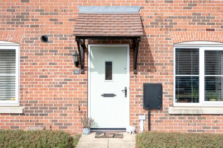 2 bedroom Terraced House for sale in Groves Crescent, Stamford