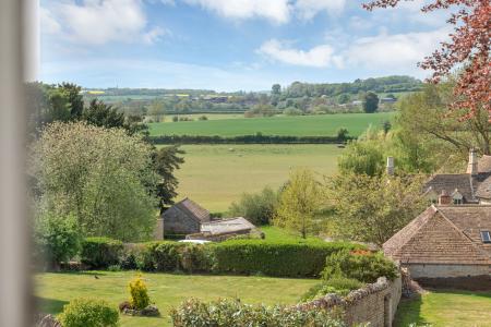 4 bedroom Detached house for sale in The Windmill, Duddington