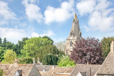 4 bedroom Detached house for sale in The Windmill, Duddington