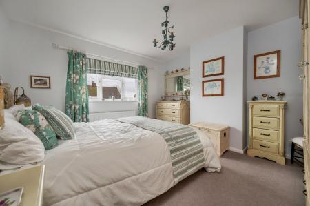 3 bedroom Semi-detached house for sale in Holland Road, Stamford