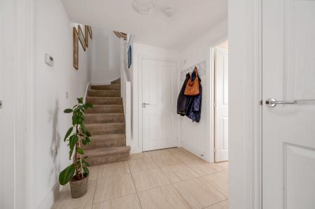 3 bedroom Detached house for sale in Kingsdown Drive, Stamford