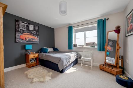 4 bedroom Town house for sale in Langton Walk, Stamford