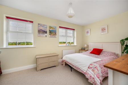 4 bedroom Town house for sale in Langton Walk, Stamford